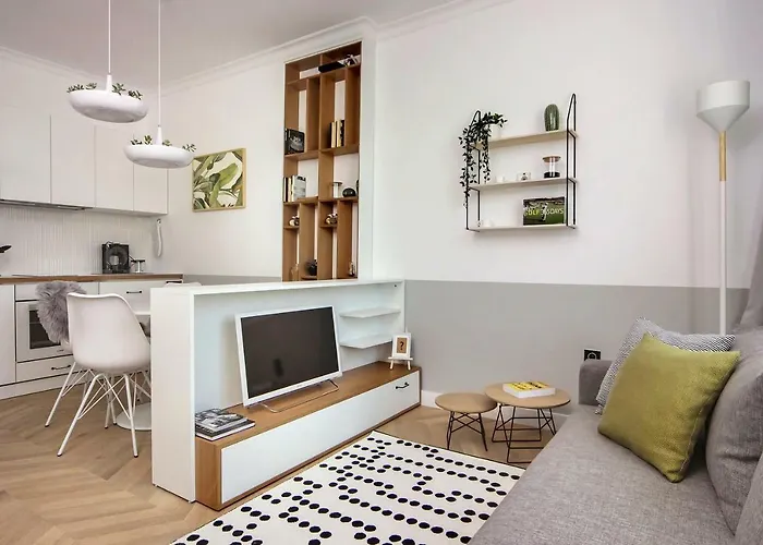 Hip, Cosmopolitan Gem In The Heart Of Sofia By Flat Mаnager